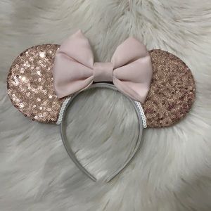 Rose Gold Minnie ears